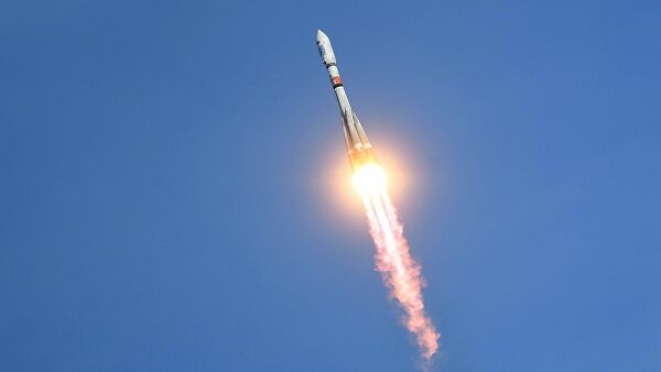 <br />
НАСА анонсировало старт первого корабля с экипажем МКС на ракете «Союз-2»<br />
