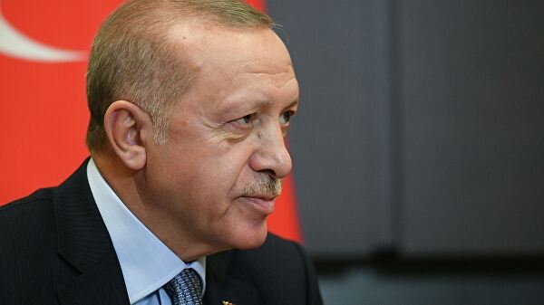 <br />
Эрдоган попросил у Макрона поддержки в Идлибе со стороны НАТО<br />
