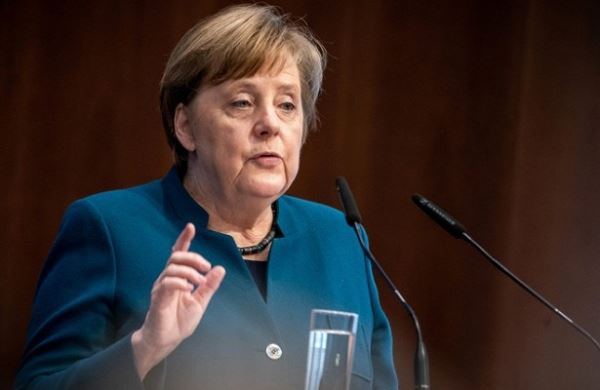 <br />
Меркель отвергла закрытие границ из-за коронавируса<br />
